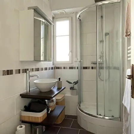 Апартаменты Louis' Haven *