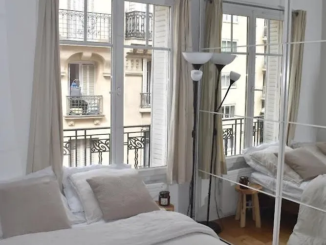 아파트 Louis' Haven *