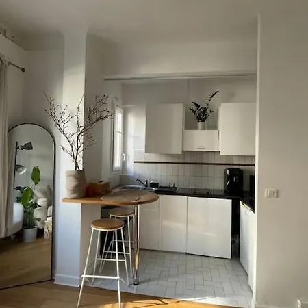 Louis' Haven *